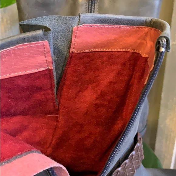 David Tyler Grey Leather boots 🥾 - Picture 9 of 9